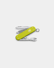 Coltellino Victorinox Classic SD Alox 2023 da personalizzare - Giallo Elettrico
