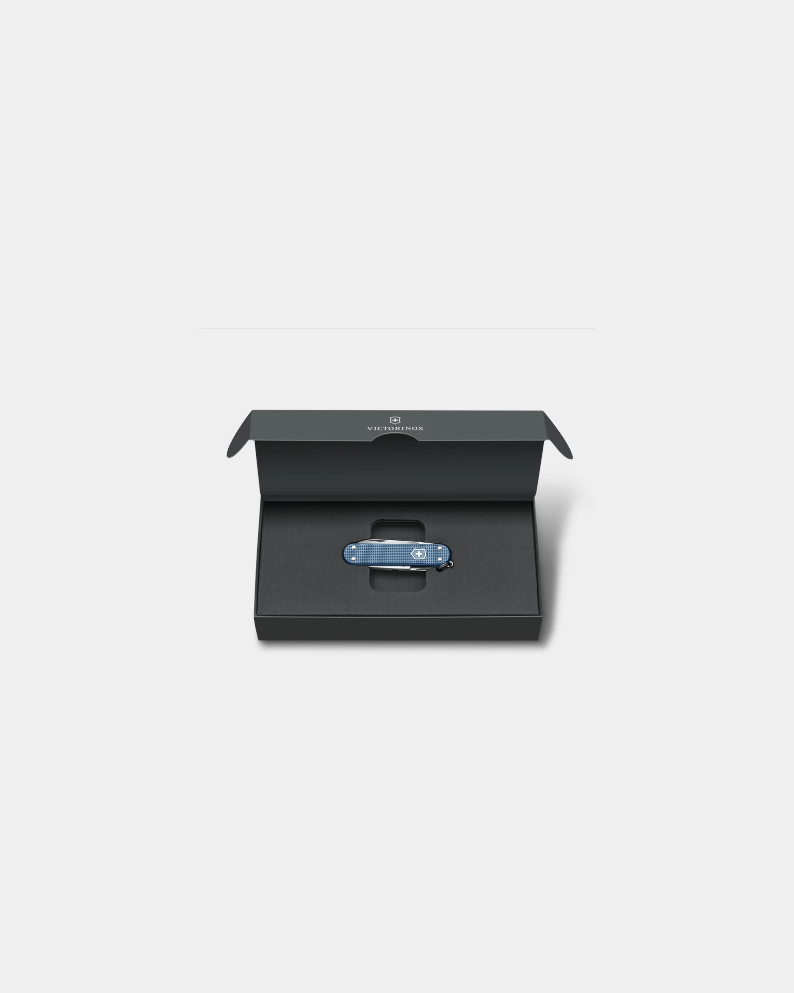 Coltellino Victorinox Classic SD Alox 2026 da personalizzare - 3