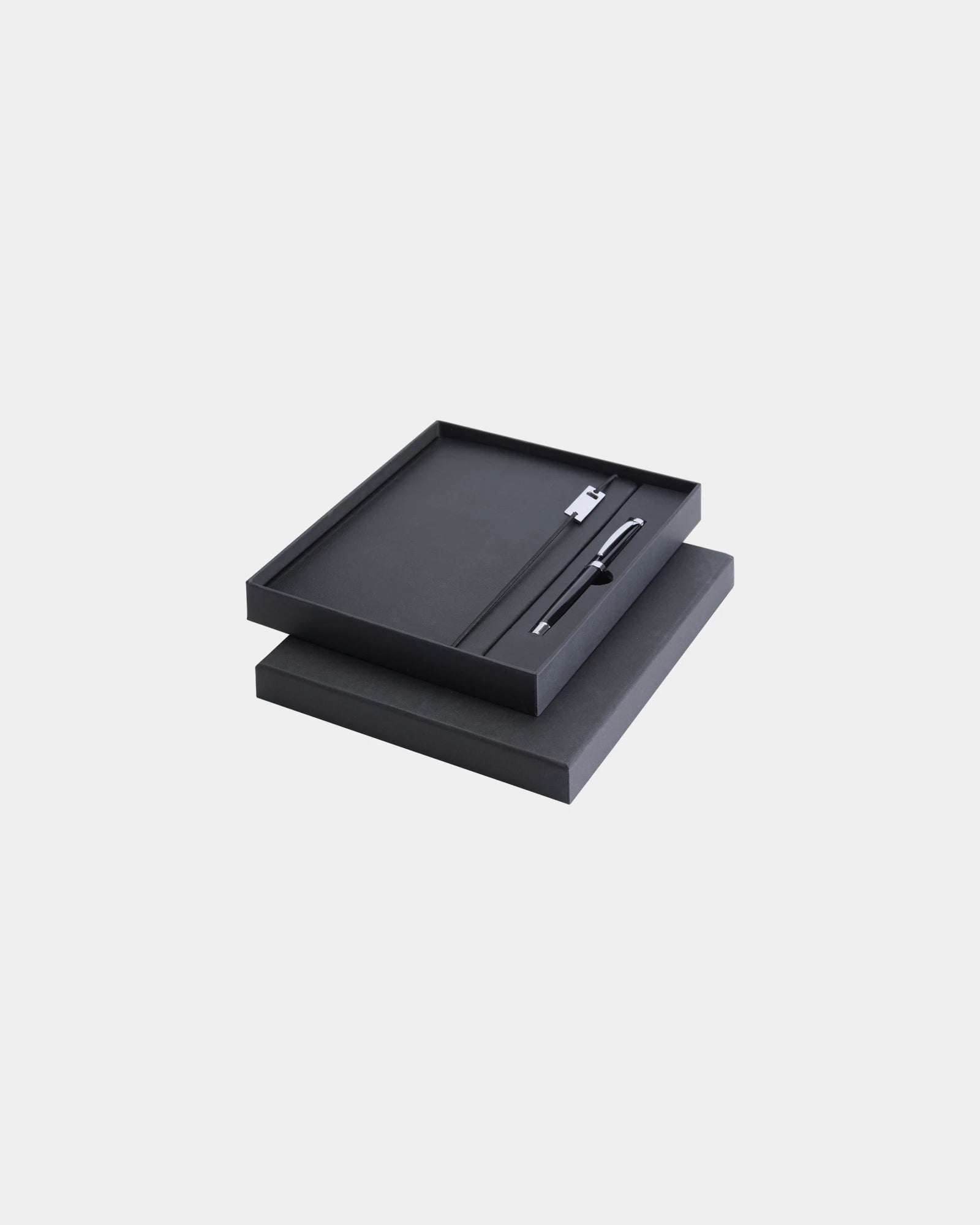 Set taccuino A5 e penna roller riciclato da personalizzare - Nero