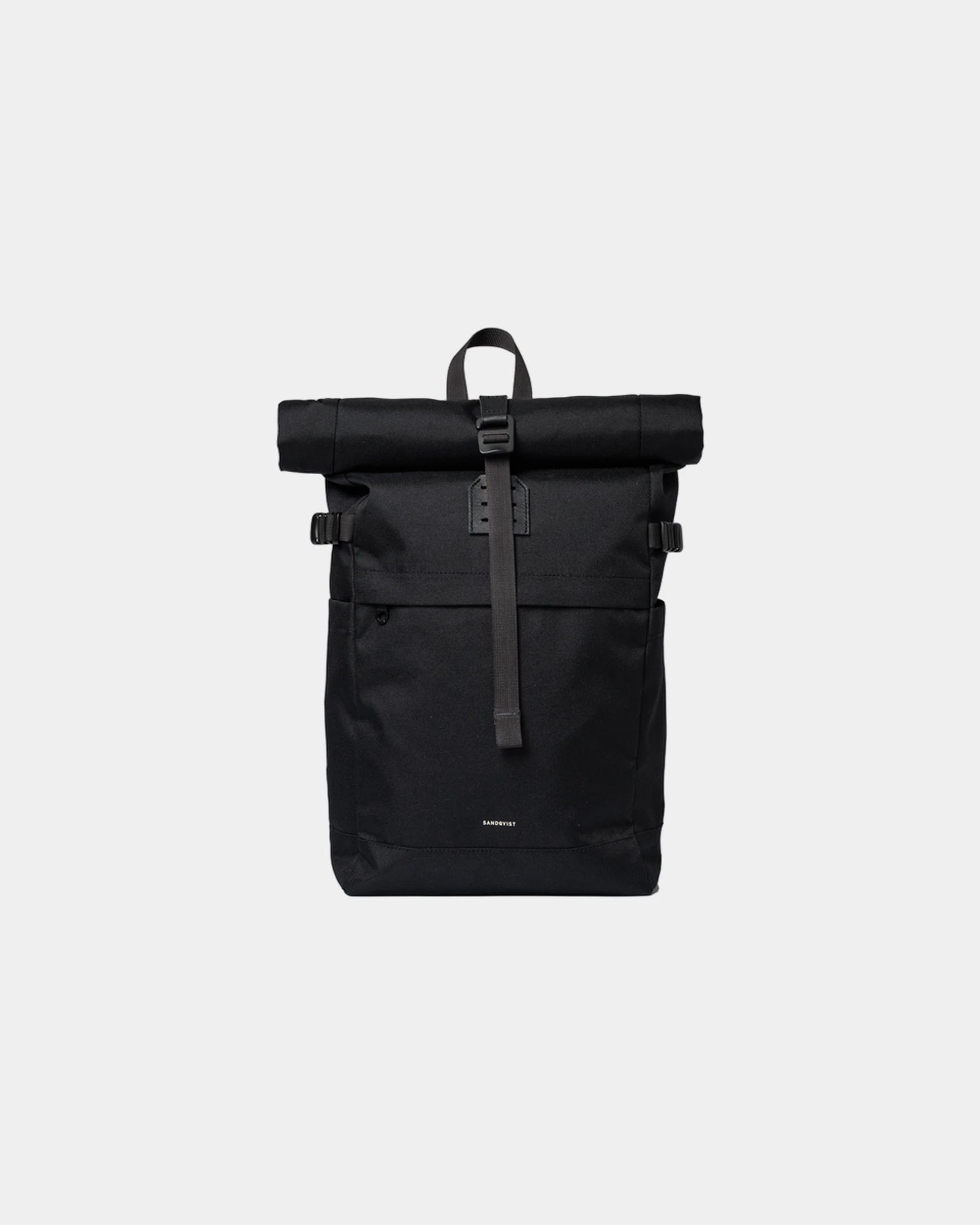 Zaino roll-top riciclato Sandqvist Icon da personalizzare - Nero/Nero con pelle nera
