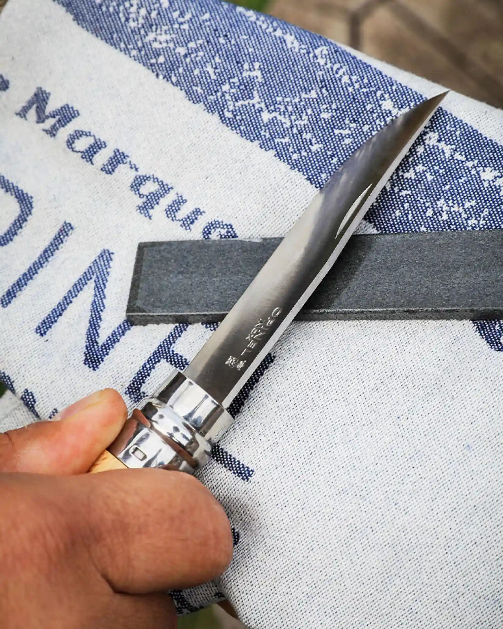 Pietra per affilare Opinel naturale 10 cm da personalizzare - 4