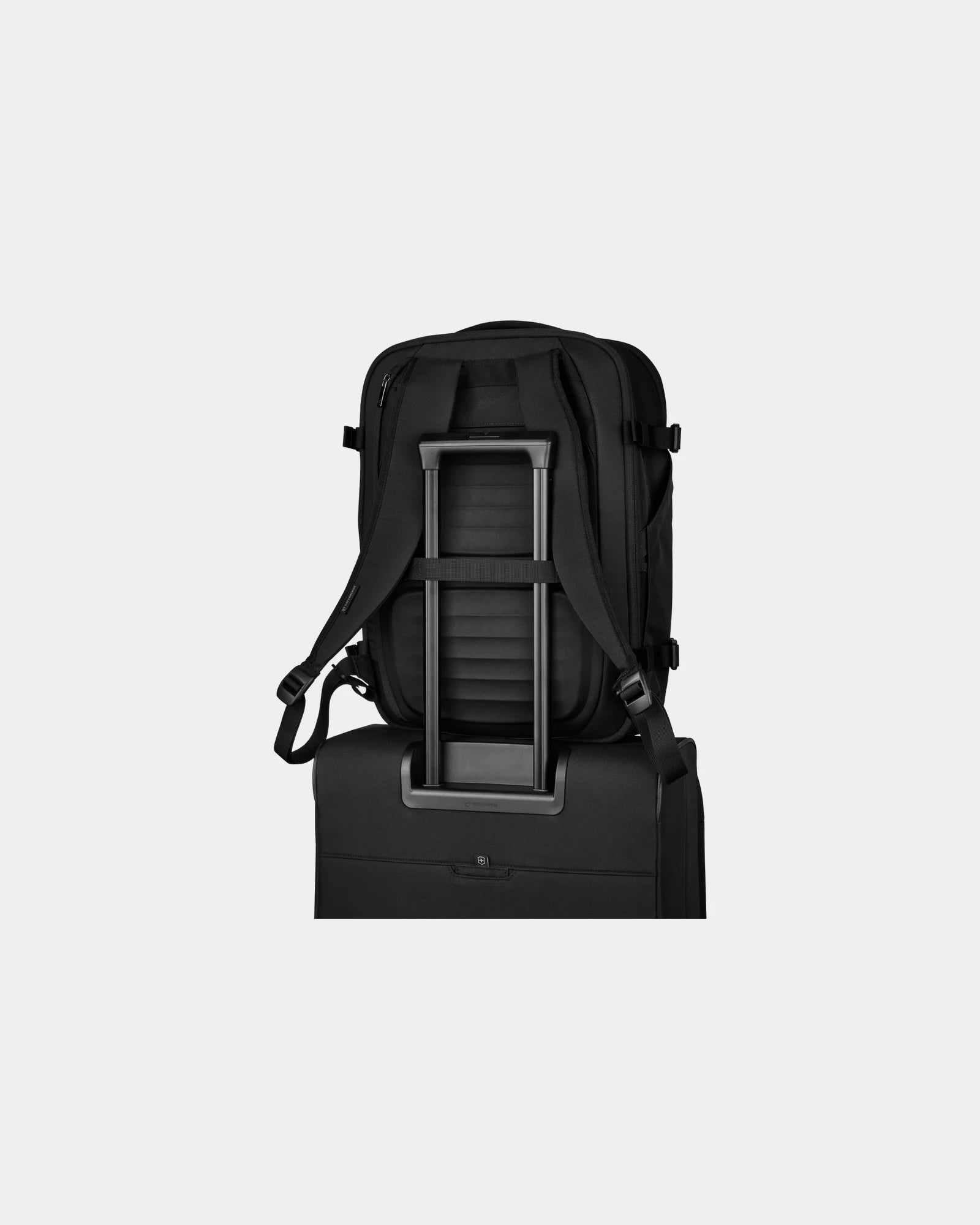 Zaino riciclato Victorinox Crosslight 37L da personalizzare - 3