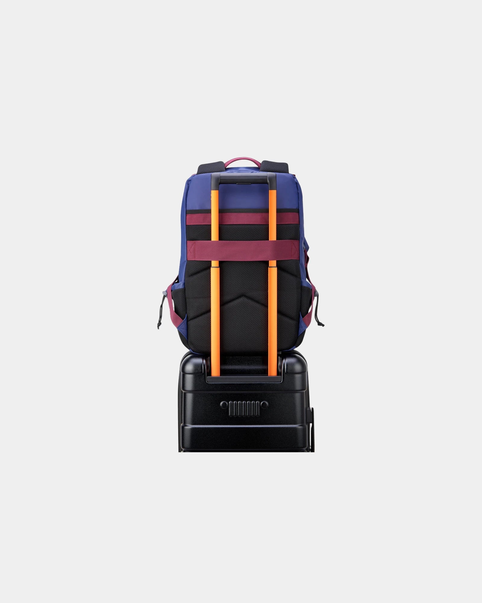 Zaino tattico poliestere riciclato 39L da personalizzare - 6