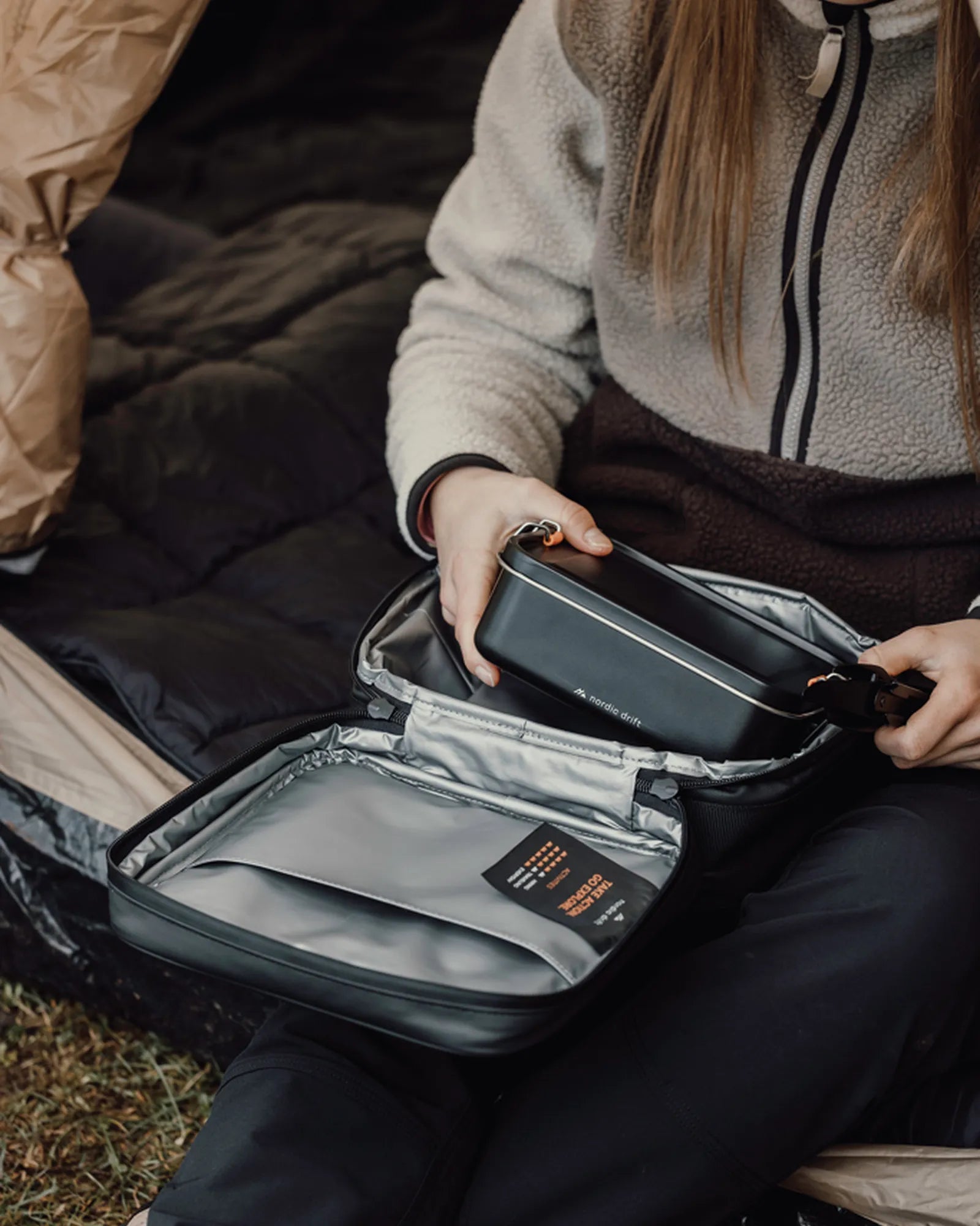 Borsa termica pranzo riciclata RCS da personalizzare - 4