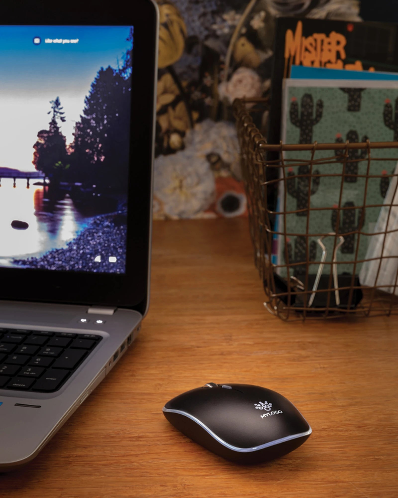 Mouse wireless luminoso con logo da personalizzare - 1