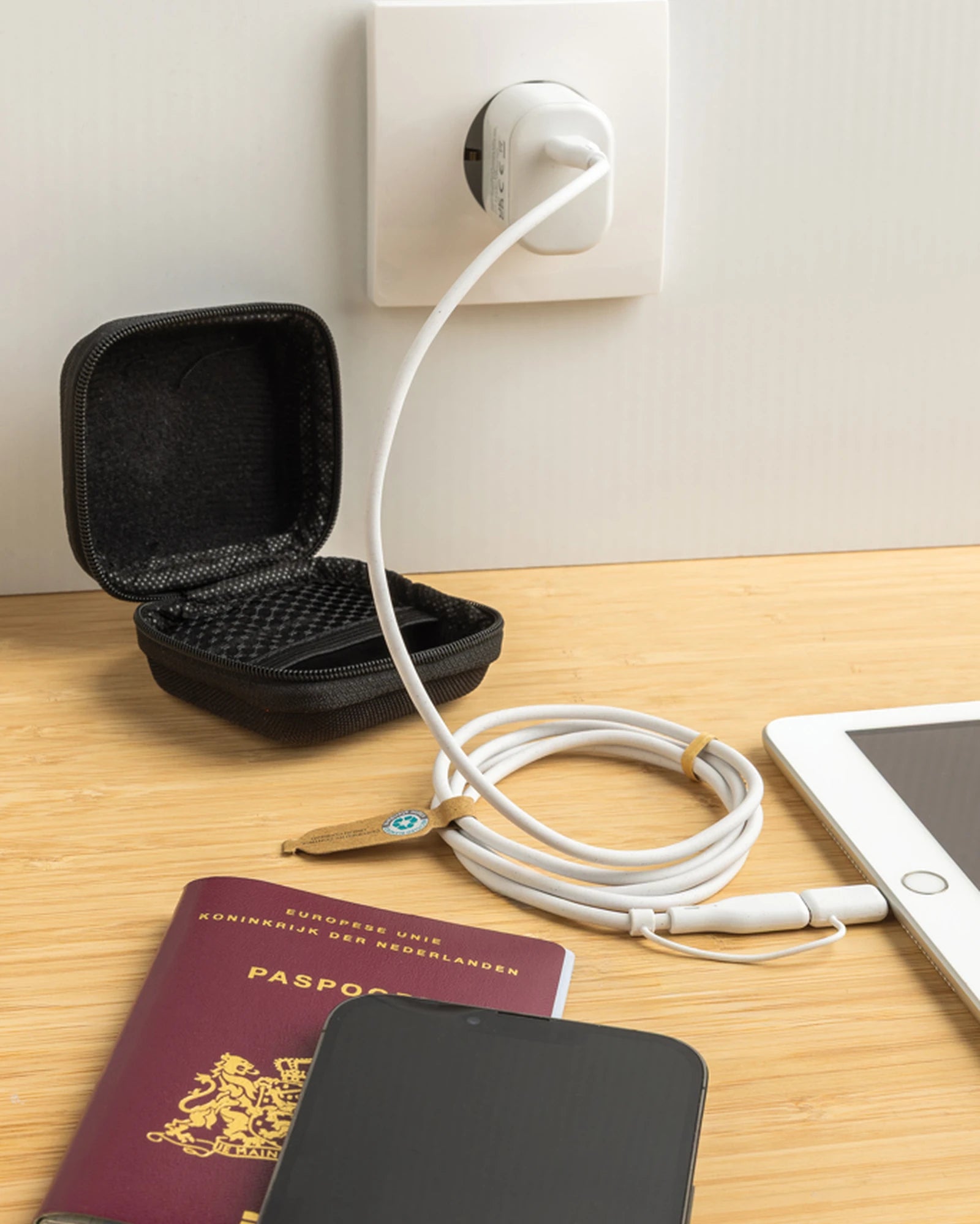 Set caricatore e cavo riciclato 20W da personalizzare - 9