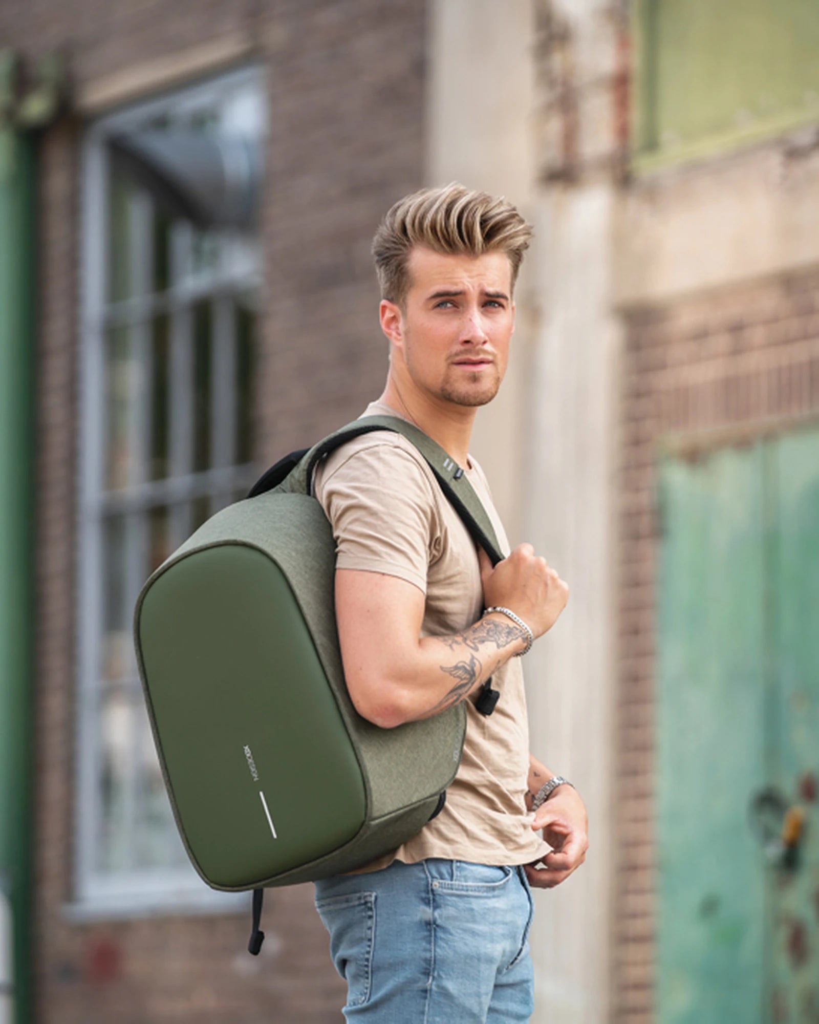 Zaino antifurto riciclato rPET 16L da personalizzare - 47