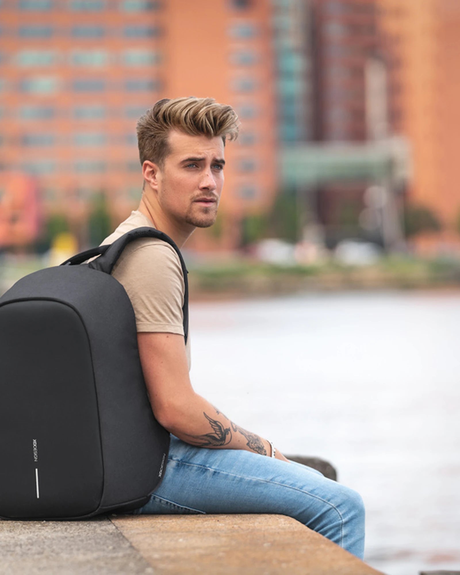 Zaino antifurto riciclato rPET 16L da personalizzare - 8