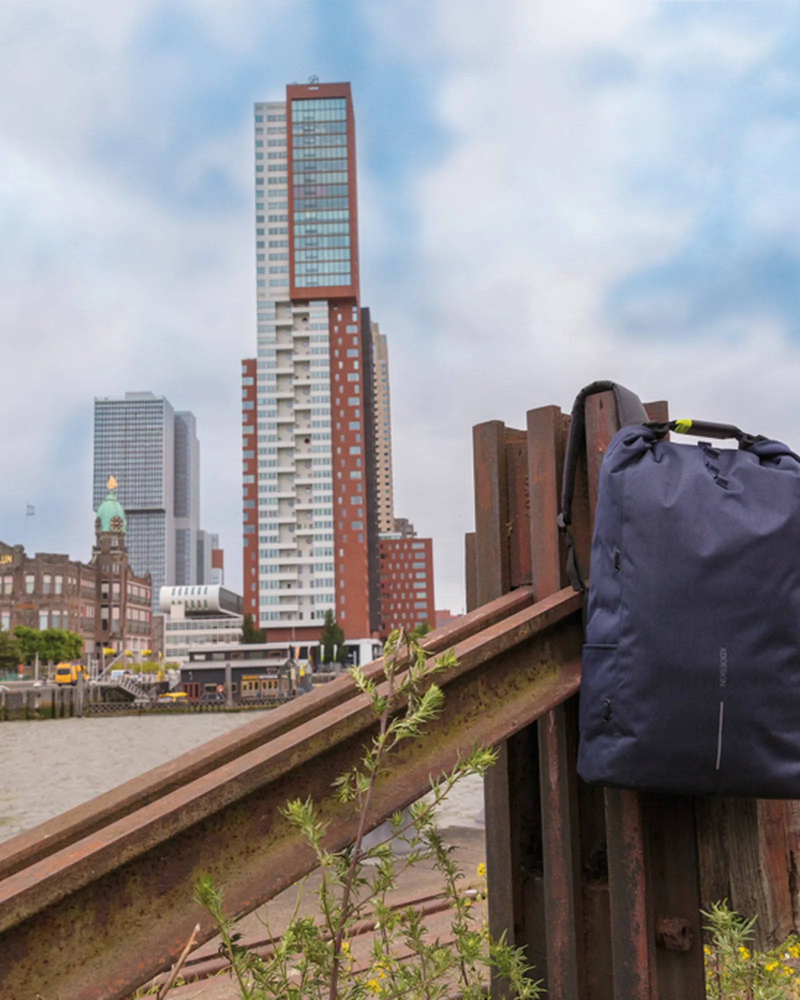 Zaino antifurto impermeabile 27L da personalizzare - 28