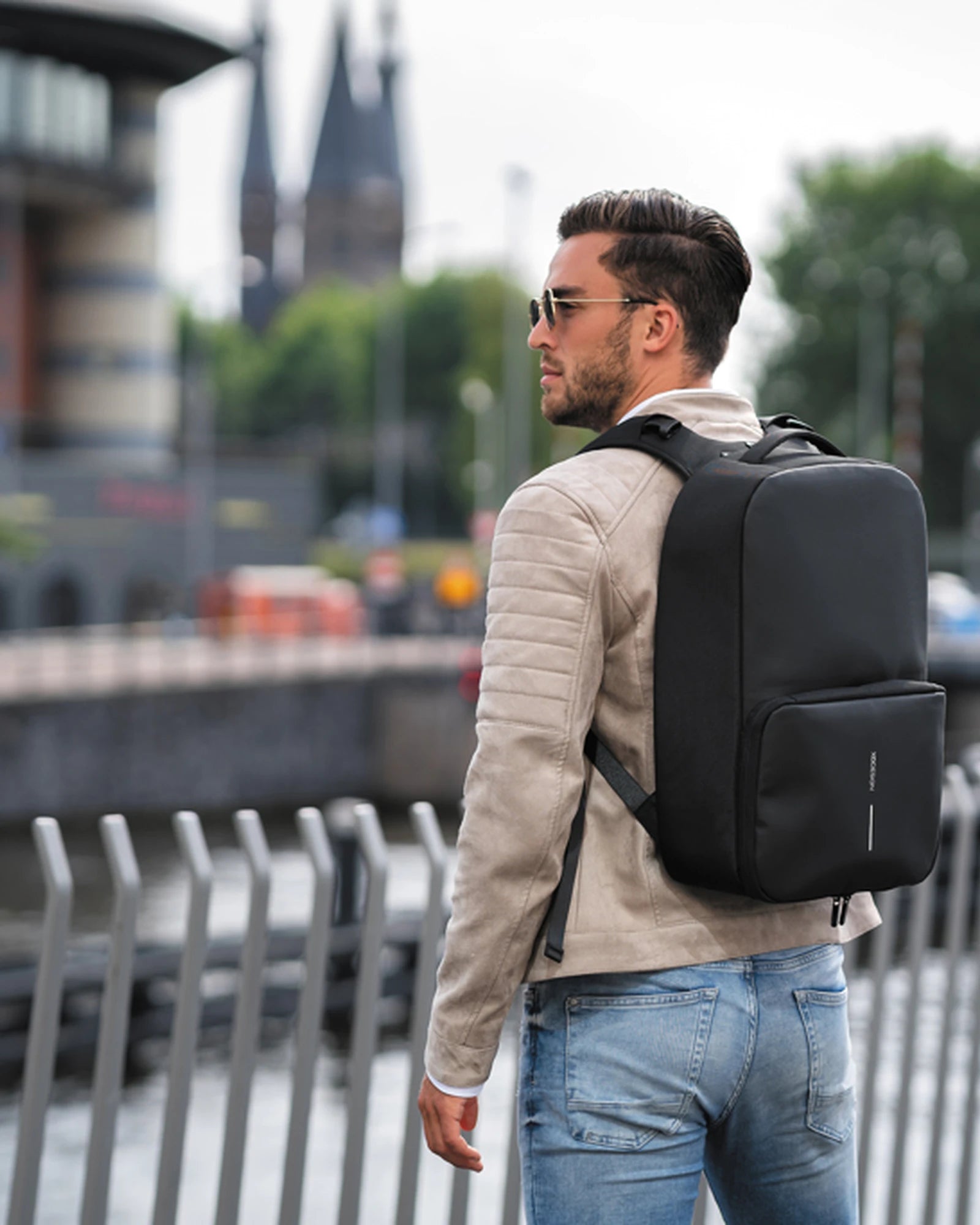 Zaino antifurto RPET Flex 24L da personalizzare - 9