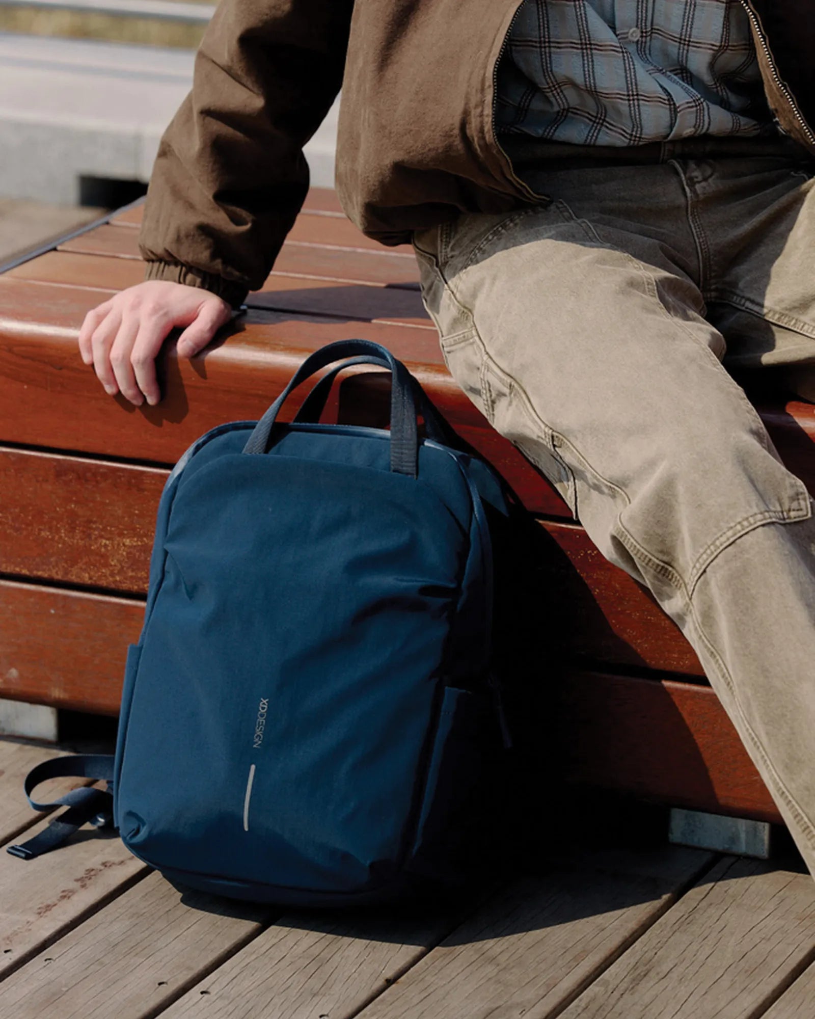 Zaino/tote riciclato antifurto 15L da personalizzare - 40