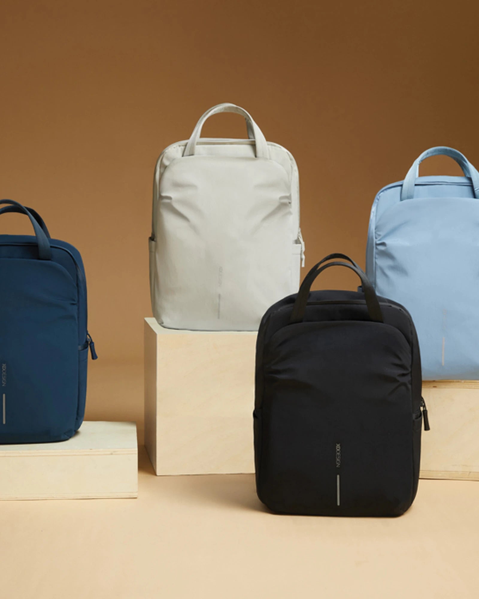 Zaino/tote riciclato antifurto 15L da personalizzare - 20