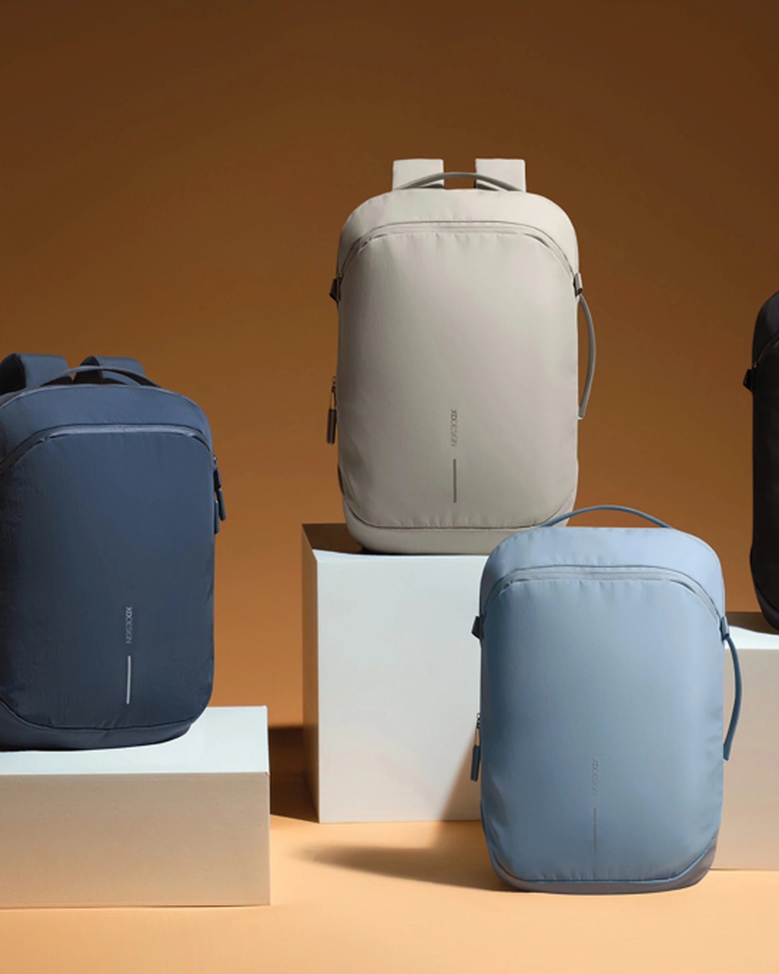 Zaino nylon riciclato 15L porta laptop da personalizzare - 28