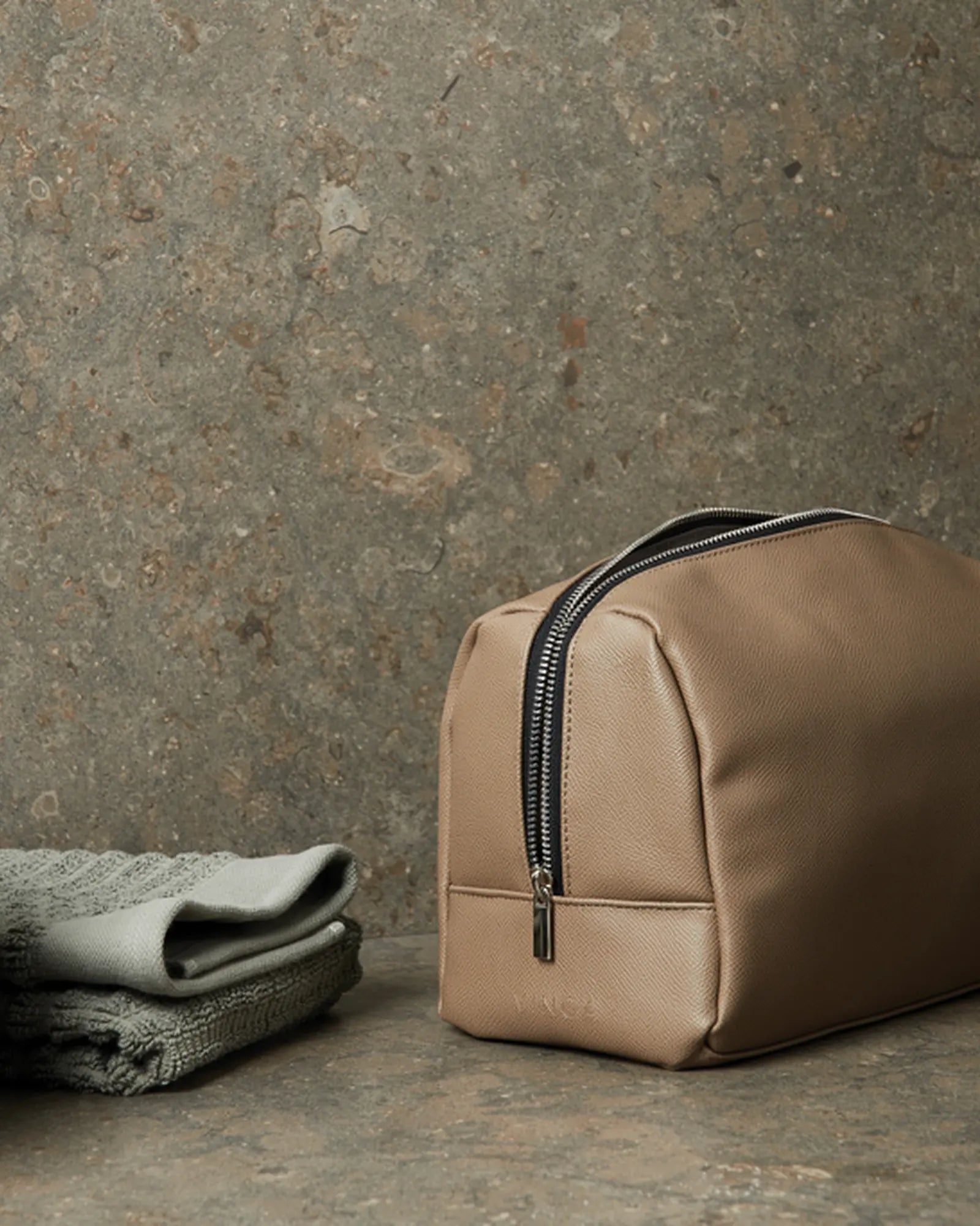 Trousse da toeletta RCS Vinga Bermond da personalizzare - 14