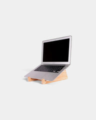 Supporto per computer portatile in legno personalizzabile