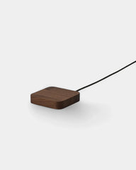 Caricabatterie a induzione in legno di quercia personalizzabile - 4